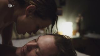 Anja Kling - Der gleiche Himmel s01e03 (2017) Nude handsome episodes
