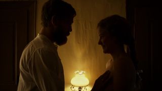 Carla Juri - Paula (2016) celeb warm vid episode