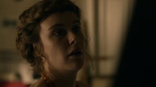 Carla Juri - Paula (2016) celeb warm vid episode