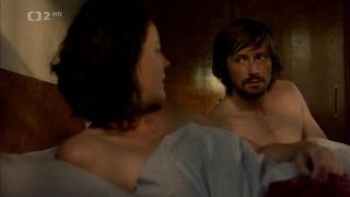 Eva Vrbkova hot - Muzi v riji (2009)