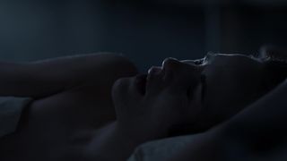 Michelle_Dockery_-_Good_Behavior_s01e01 (2016)