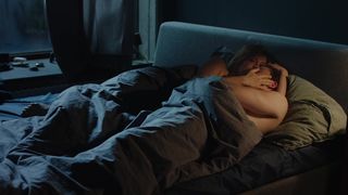 Claudia Eisinger, Zora Schiffer, Ella Rumpf - Gut gegen Nordwind (2019) Nude killer movie