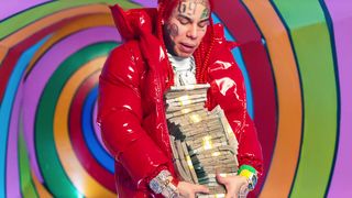 Nicki Minaj sexy - Trollz (2020) Hot Music