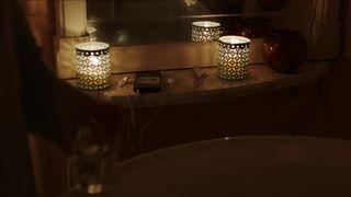 Amy Adams nude - Acute Objects s01e01 (2018)