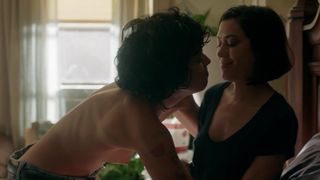 Mishel Prada nude, Roberta Colindrez, Melissa Barrera naked - Vida (2020) (Season three, Vignette 1)