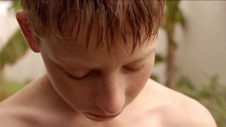 Roxane Peret nude - Apres le col d'Ispeguy (2016)