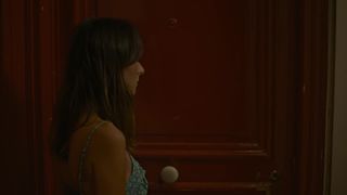 Lisa Wisznia - Un Volcan (2018) celebrity super-fucking-hot scene