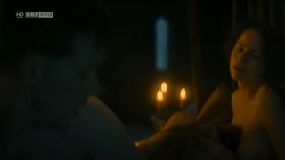 Lili Epply, Christa Theret - Maximilian. Das Spiel von Macht und Liebe s01e01 (2017) Warm film episodes