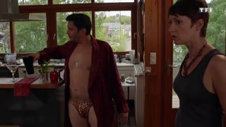 Fanny Krich - Une famille formidable s14e04 (2017) Nude "bare-breasted" episode