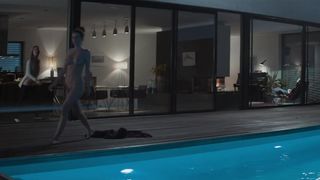 Ruby O. Fee naked - Zazy (2016)