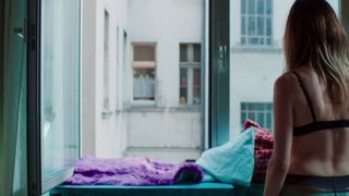 Claudia Eisinger - Mangelexemplar (2016) jaw-dropping super-fucking-hot episode