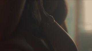 Louise Ribiere nude - TU T'APPELLES COMMENT (2020)
