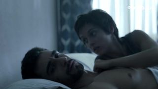 Lisi Linder, Maria de Nati - La victima nnmero 8 s01e06 (2018) celebs naked movie