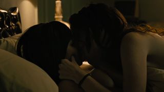 Olivia Luccardi, Kayla Foster naked - The Deuce (2017) (Season 1, Episode four)