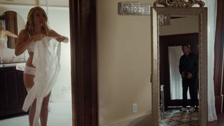Kim Matula sexy butt - Un-Real (2016) s02