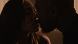 Tai'isha Davis sexy - The Chi (2017) s01