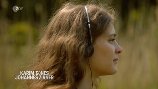 Rosmarie Rose sexy, Amelie Hennig nude - Stralsund Blutlinien (2020) Teenage Hot Scene