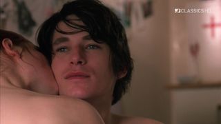 Jennifer Ulrich, Karoline Herfurth - Grsse Madchen weinen nicht (2002) Fantastic video movie