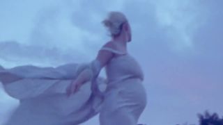 Katy Perry sumptuous - Daisies (2020)