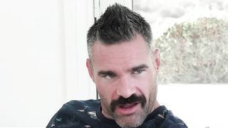 Thick Fun Bags Ash-Blonde Bailey Wants Her Uncle To Pummel Her Taut Labia