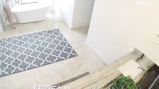 SPYFAM Step Step-Sister Pulverized By Immense Sausage Creeper