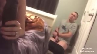 Taboo sex - My Husband Wanking off while i'm Sucking BBC porn