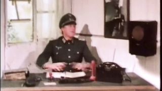 Sanitatsgefreiter Neumann (German vintage porn)