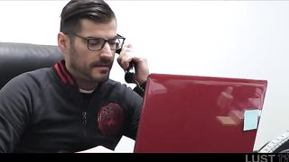 Chested blonde gal eyed her stepsonnie jacking off and determined to have hookup with him