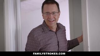 StepSex - Supah-Hot Cougar Vanessa Box Penetrated By Stepson