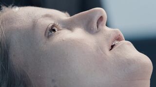 Alice Dwyer, etc - Herr und Frau Bulle s01e01 (2018)