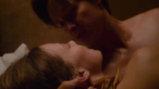 Saskia Rosendahl nackte - Fabian – Going to the Dogs (2021) Explicit Nudity