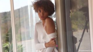 Hot ebony babe show us boobs and lusty pussy