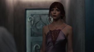 Anya Taylor-Joy - The Menu (2022) Hot Thriller Scene
