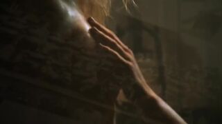 Julia Dietze nackte lust. Die Stimmen (2002) Teenager Softcore