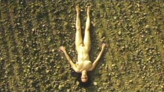 Catherine Bonneau nude - Le pont (2004) total bareness episode