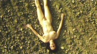 Catherine Bonneau nude - Le pont (2004) total bareness episode