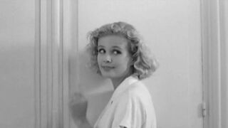 Gunilla Karlzen nude. La salle de bain (1989)