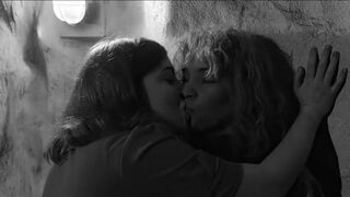 Vicky Jorge naked in  Vampus Horror Tales (2020)