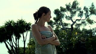 Anne Ratte-Polle nackte - Halbschatten (2013) Utter Frontal naked vignettes