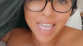 I’m online! Message me on OnlyFans: THEONLYKIARAMIA