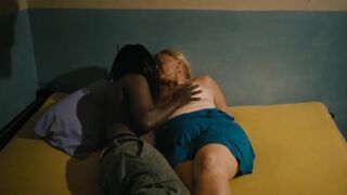 MILFs on Vacation. Paradies Liebe (2012) Explicit (Actresses: Margarethe Tiesel, Inge Mau Sowinetz, Helen Brugat)