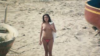 Anna Zinnemann topless, Gioia Scola nude. Goodbye Amen (1977) Young Son Peeping on Topless Mom