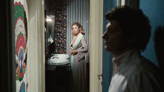 Anna Zinnemann topless, Gioia Scola nude. Goodbye Amen (1977) Young Son Peeping on Topless Mom