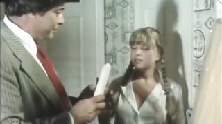 The Dildo Salesman Came to Mom and Seduced Her Young Daughter.