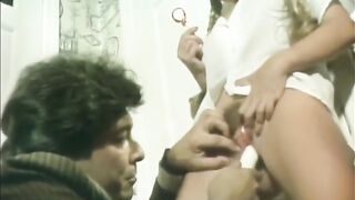 The Dildo Salesman Came to Mom and Seduced Her Young Daughter.