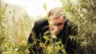 An old man peeping at a naked young girl. Yulia Yanovskaya nude at the movie "God of Japan" (2019)