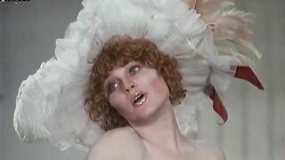 Explicit nudity model photography. Mother and daughter taking a bath with their young son. Classic, FR, eng sub