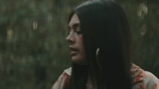 Eva Ray topless, Lauren Staerck, Alina Desmond nude - Piglet (2025) Horror Scenes