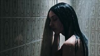 Georgia Eyers nude - Violett (2023) Horror Nudity Scene